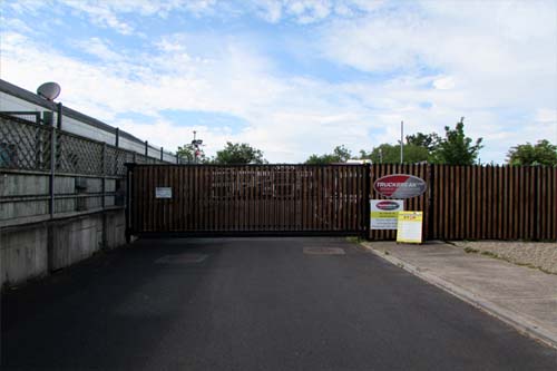 Sliding gates